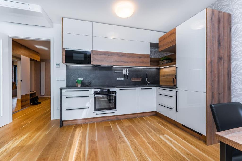 Apartament I313 Molo Lipno With Private Wellness Lipno nad Vltavou Buitenkant foto