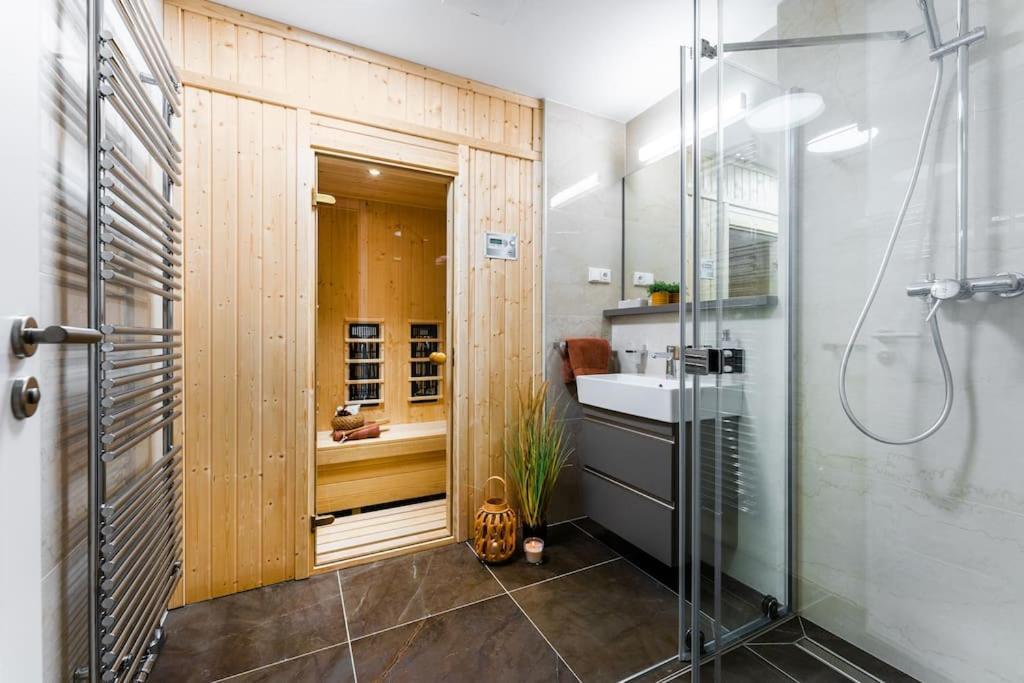Apartament I313 Molo Lipno With Private Wellness Lipno nad Vltavou Buitenkant foto